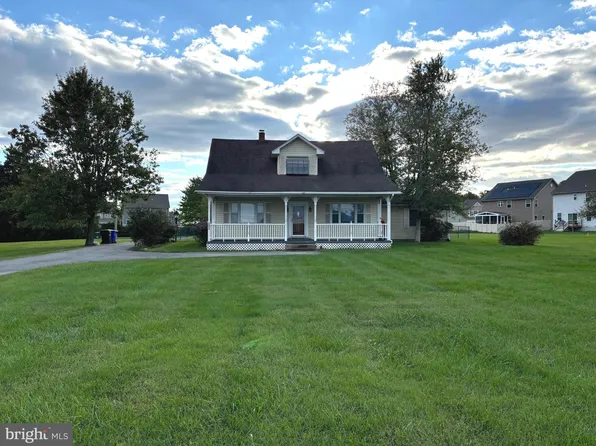 10915 Berry Rd, Waldorf, MD 20603