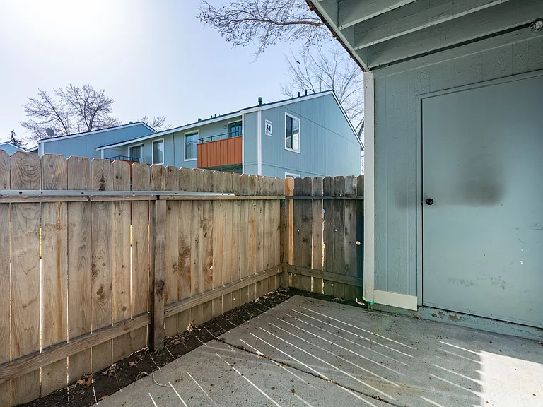 4606 Neil Rd #185 — Photo 17