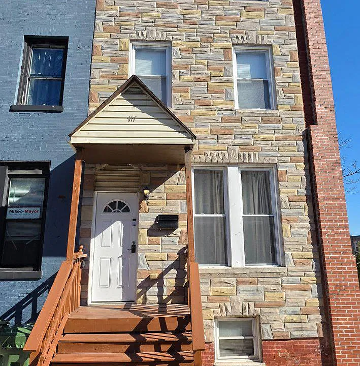 117 S Calhoun St