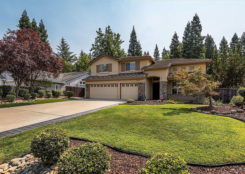 1st image of 9835 Village Center Dr
