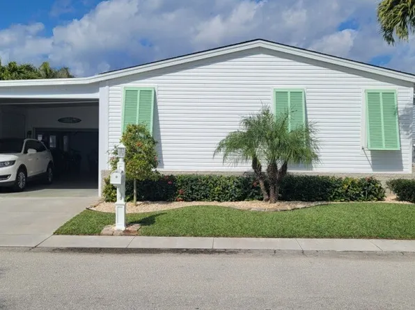 17700 Canal Cove Ct, Fort Myers Beach, FL 33931