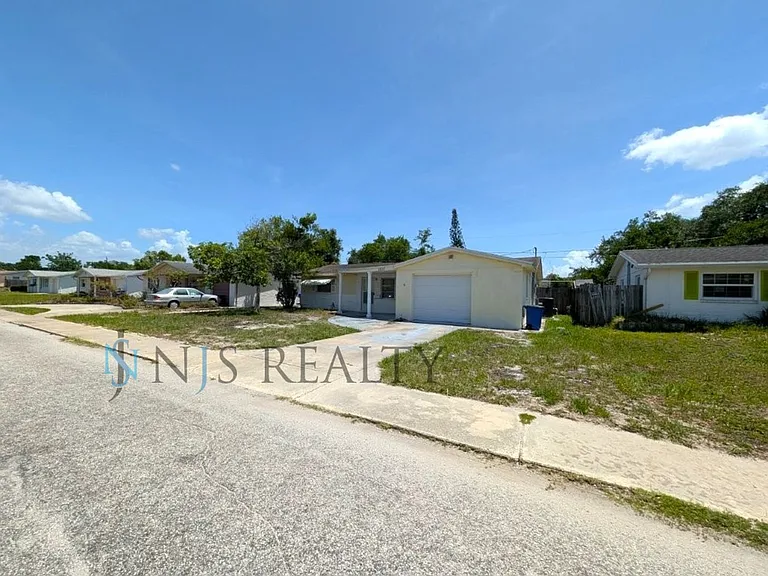 3530 Oxford Dr — Photo 17