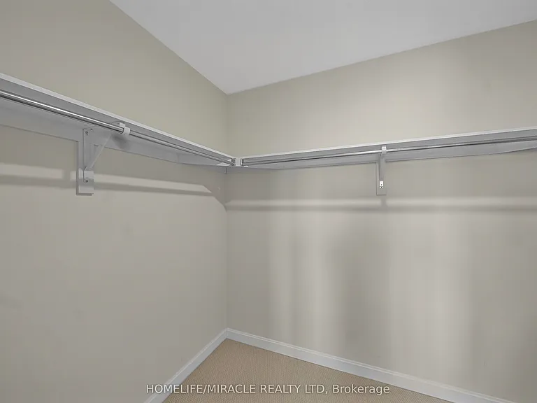 111 Windermere Blvd — Photo 21