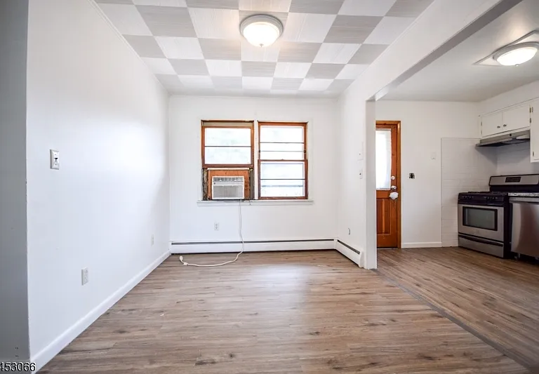 20 N 13th St #1 — Photo 6