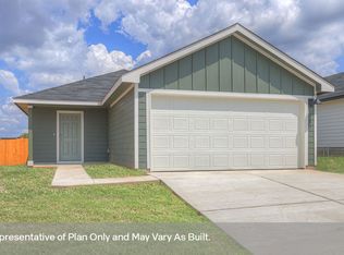 2205 LOGANBERRY LANE, Luling, TX 78648