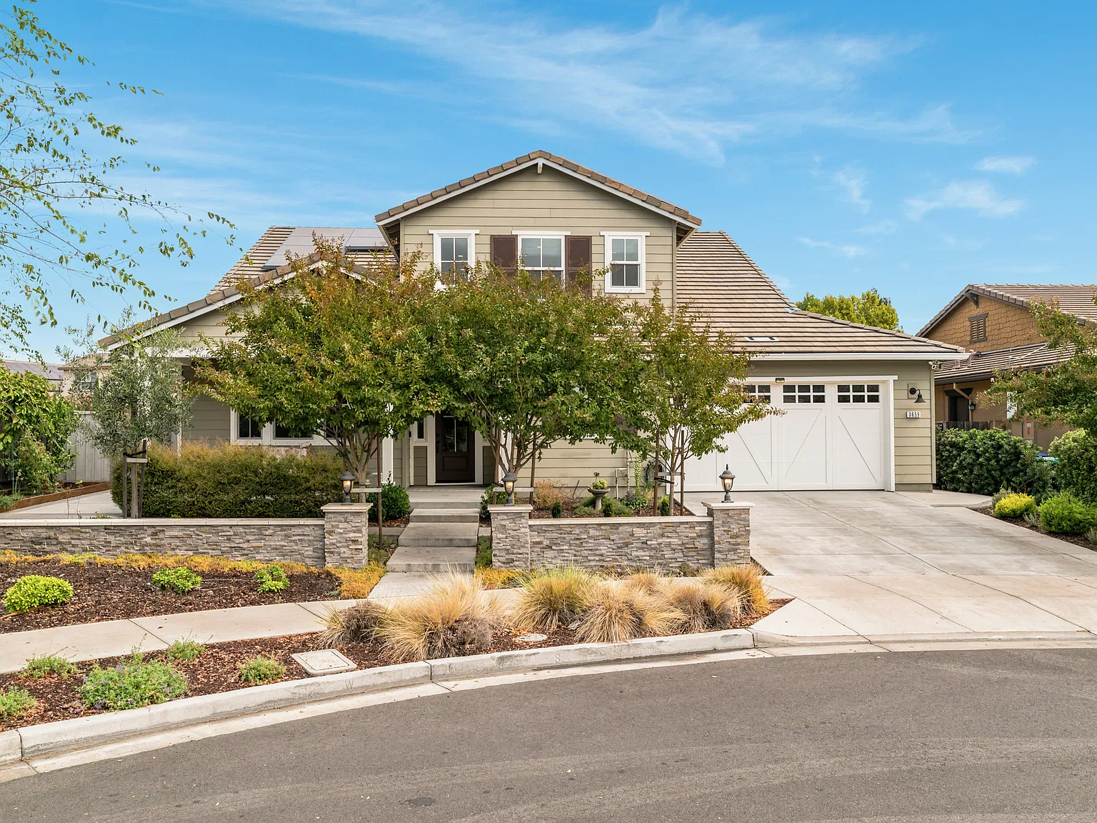 4 bed, 3.5 bath, 3000 sqft, $7,500 — Photo 3