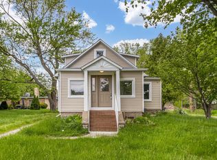 34312 Van Born Rd, Wayne, MI 48184