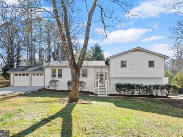 3070 Susan Ct, Marietta, GA 30066