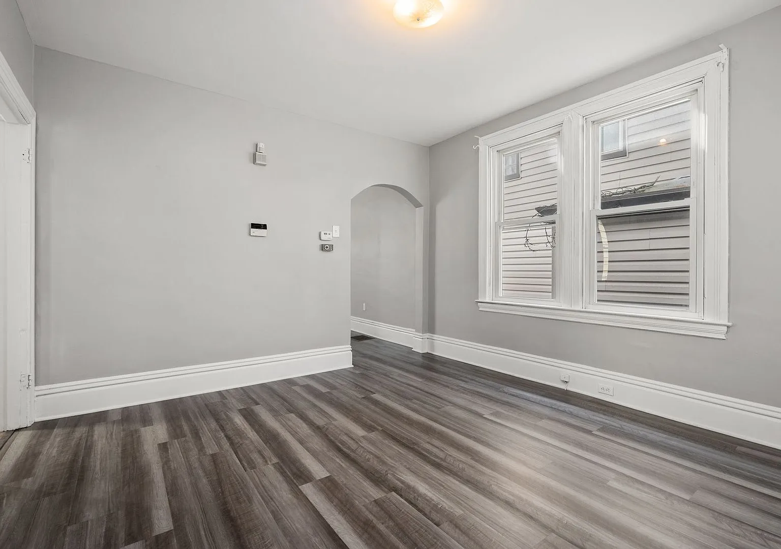 3bed/1.5bath in Mt. Washington — Photo 1
