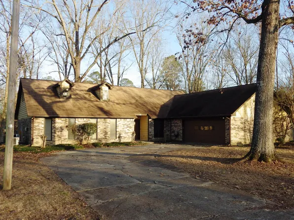 1184 Meadow Lark Dr, Starkville, MS 39759