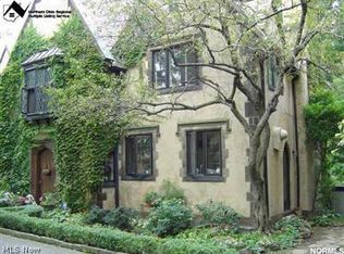 12427 Fairhill Rd, Cleveland, OH 44120