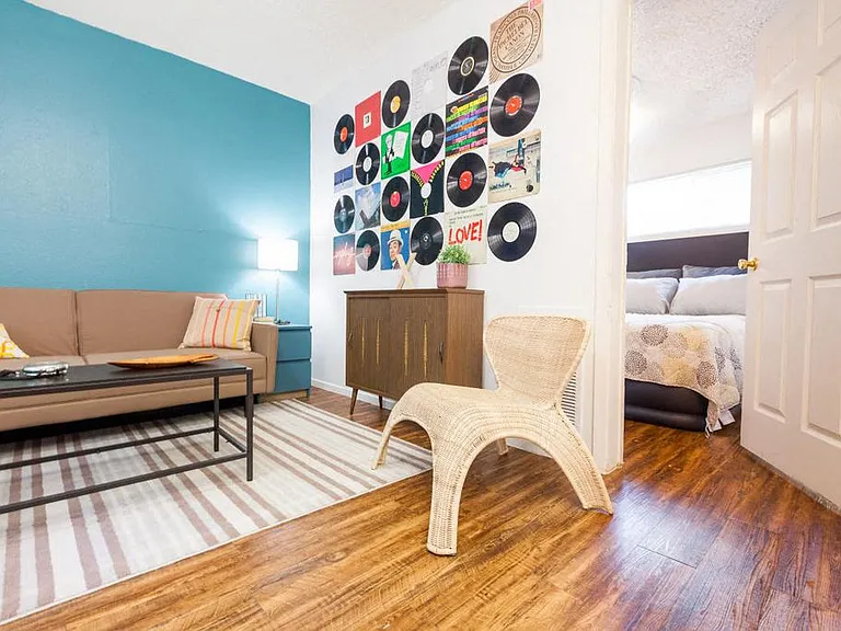 Casa 39 Apartments living area with decor