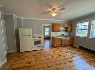 27 Maple Street, Windsor, VT 05089