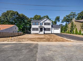 40 N Ogden St, Fall River, MA 02723