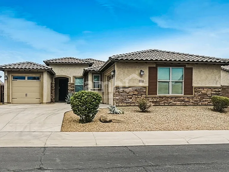 18264 W Thunderhill Pl — Photo 1