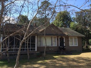 305 W Oneida St, Waycross, GA 31501