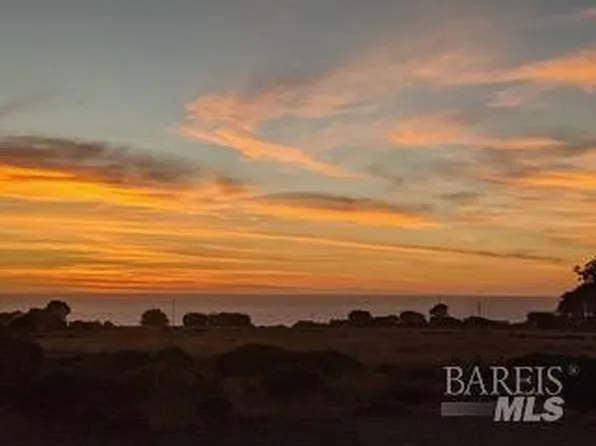 44465 O Roreys Roost, Irish Beach, CA 95459