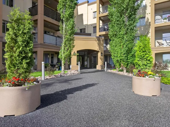 400 Palisades Way #237, Sherwood Park, AB T5H 0H4