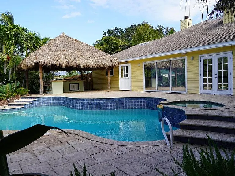 1575 S Banana River Dr — Photo 29