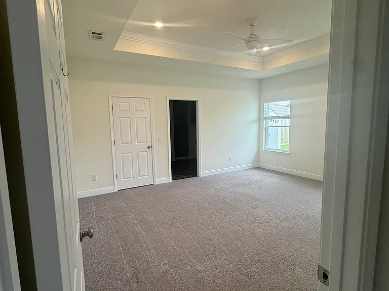 4725 Majestic Palm St — Photo 25