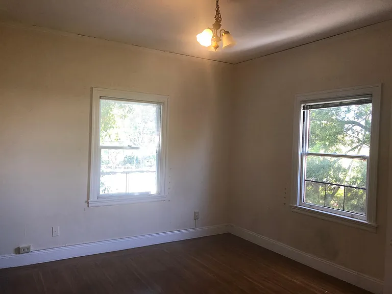 1205 Benton St #5 — Photo 2