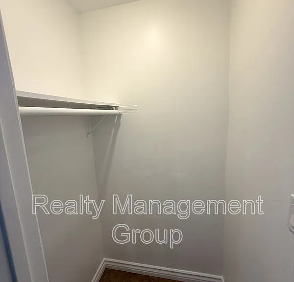 98 E Palomar St — Photo 19