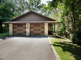 4 Post Rd, Netcong, NJ 07857