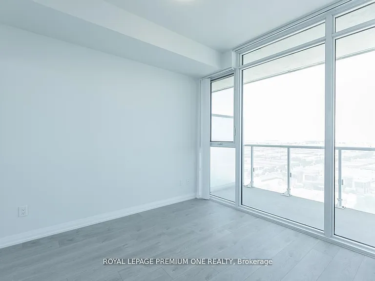 7895 Jane St #2614 — Photo 21