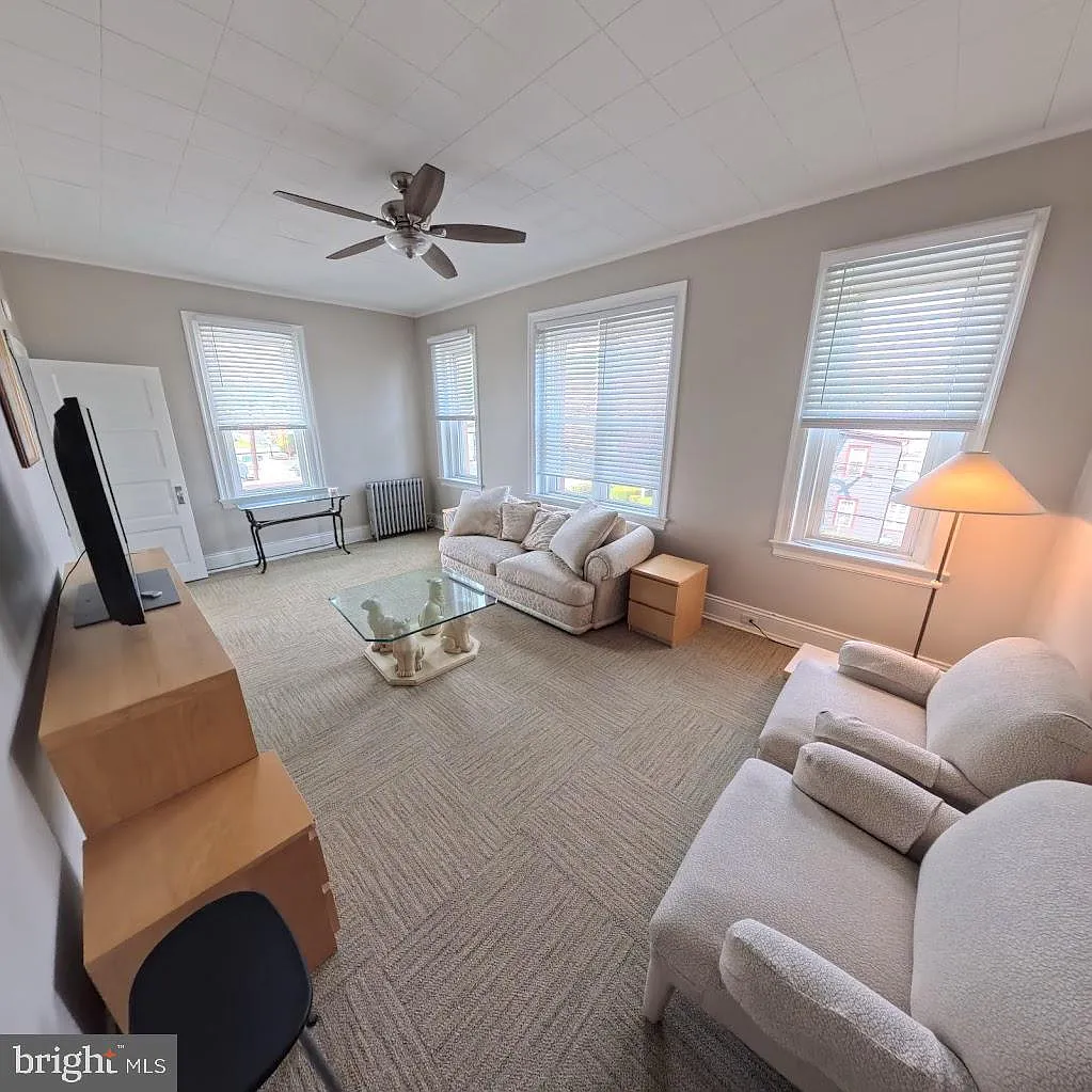 2 bed, 1258 sqft, $1,700 — Photo 1