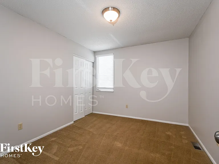 115 Gunston Hall Dr — Photo 10