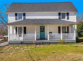 17 Hammett St, Piedmont, SC 29673