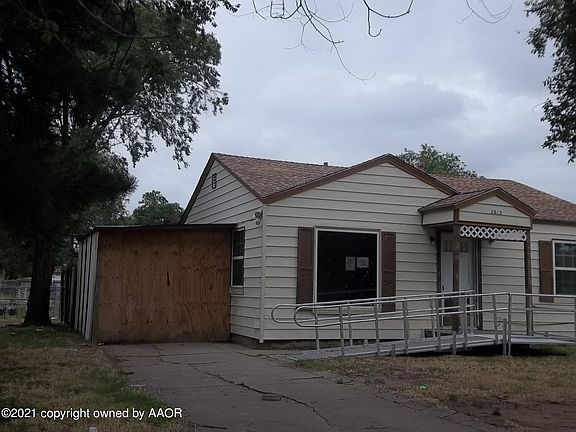 2nd image of 2613 Sanborn St