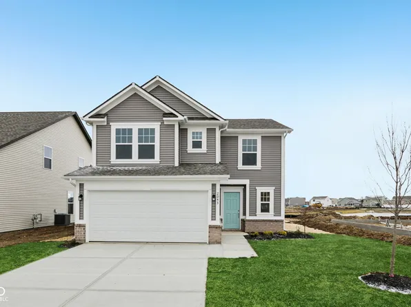2043 White Oak Ln, Shelbyville, IN 46176