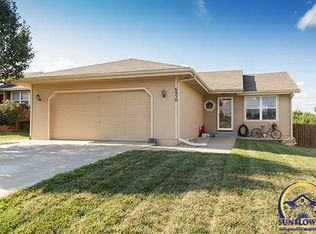 6930 SW 17th St, Topeka, KS 66615