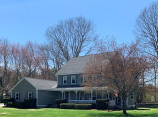 6 Lilac Cir, Londonderry, NH 03053