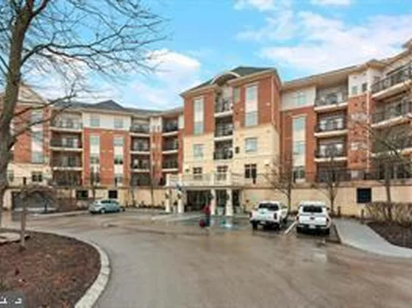 239 Carson Ter #239, Huntingdon Valley, PA 19006