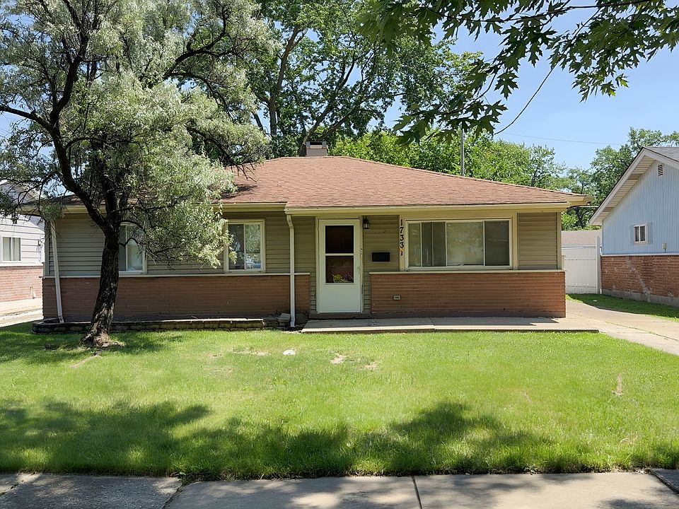 1st image of 17331 Community St