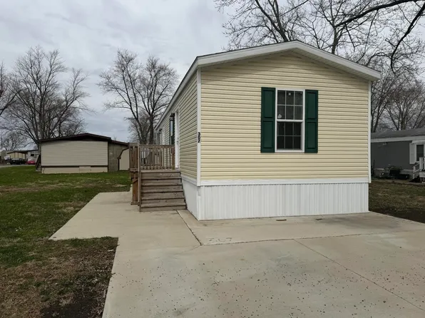 307 Carriage Lane Est, Streator, IL