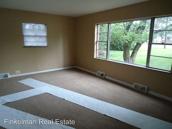 3rd image of 3104 Grand Ave APT 1