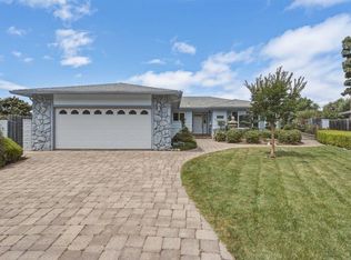 1120 Woodside Cir, Salinas, CA 93901