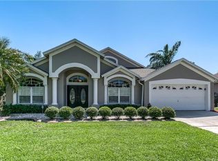 4132 Apple Blossom Rd, Lutz, FL 33558