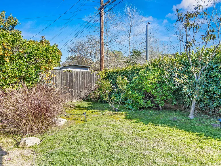 4905 Rhoads Ave — Photo 36