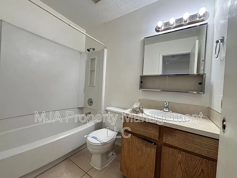 1149 W 1600 N — Photo 10
