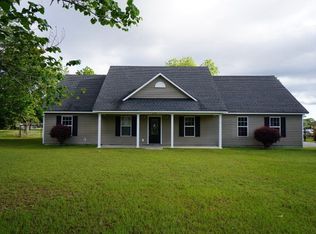 50 Ard Rd, Ray City, GA 31645