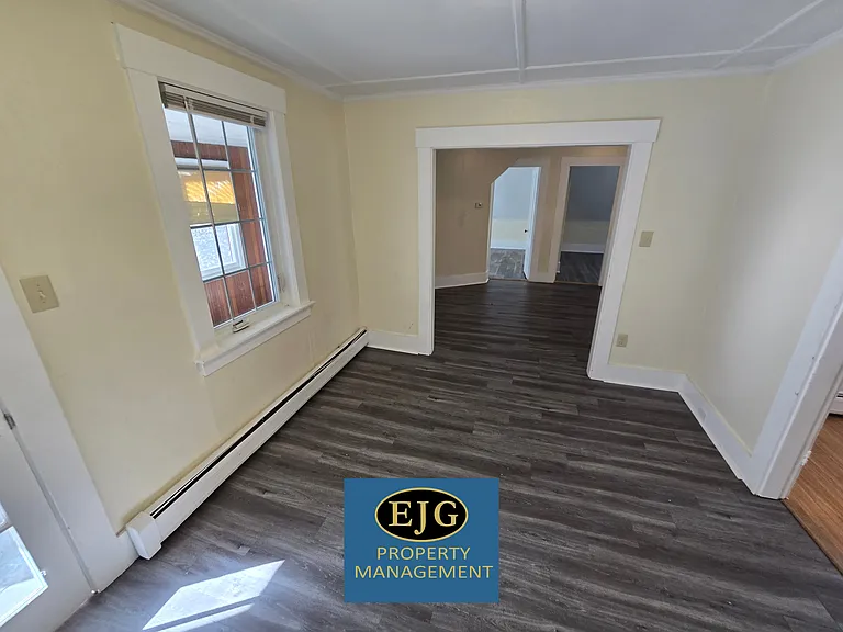 20 Pleasant St #A — Photo 17