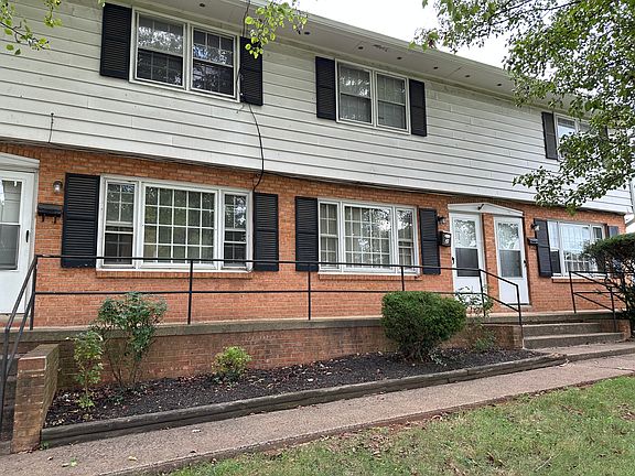 Hendrics Street exterior_08182023