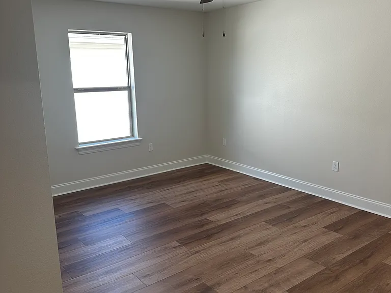 118 Berger St #A — Photo 11