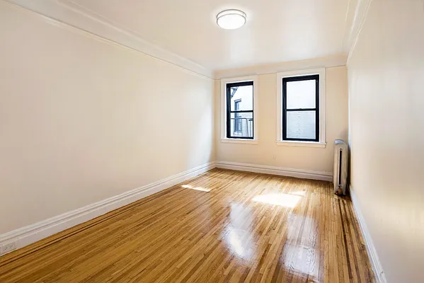 Rented by Living New York | media 12