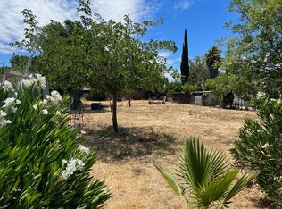 1834 E Clover Ln, Stockton, CA
