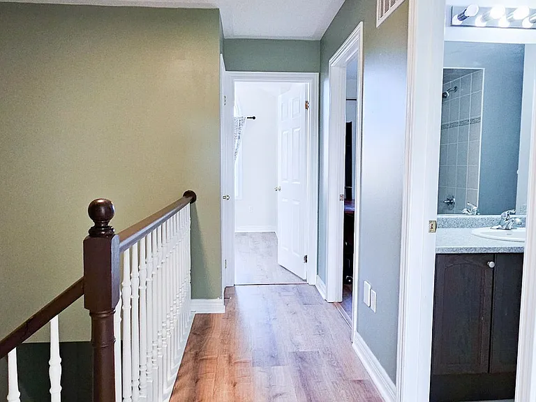 10 Keith Cres — Photo 19